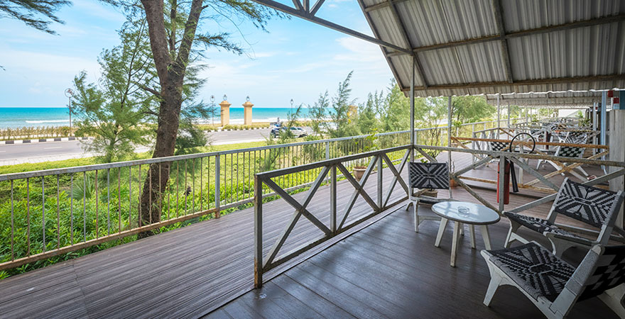 Beachside Resort in Daman